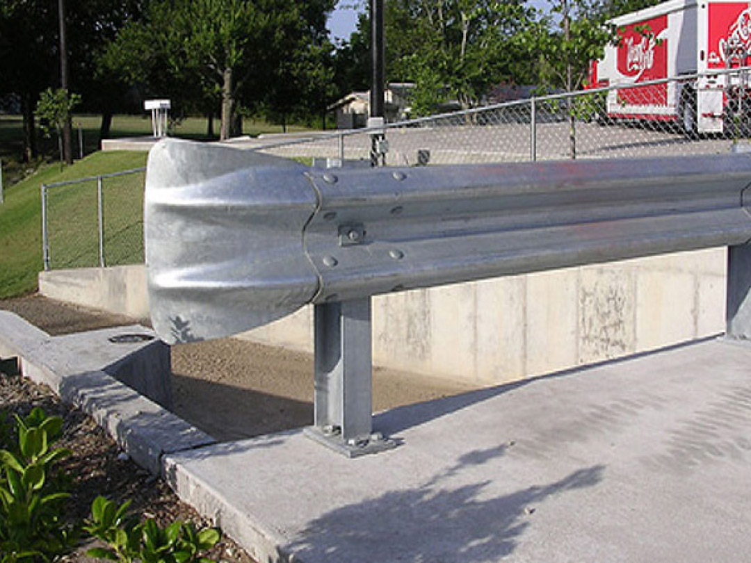 FLAIRED END WING